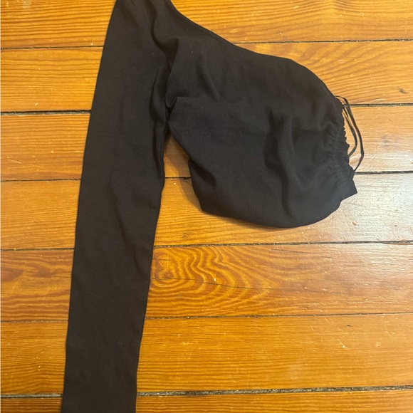 Zara Black Ribbed One shoulder top - Picture 3 of 3